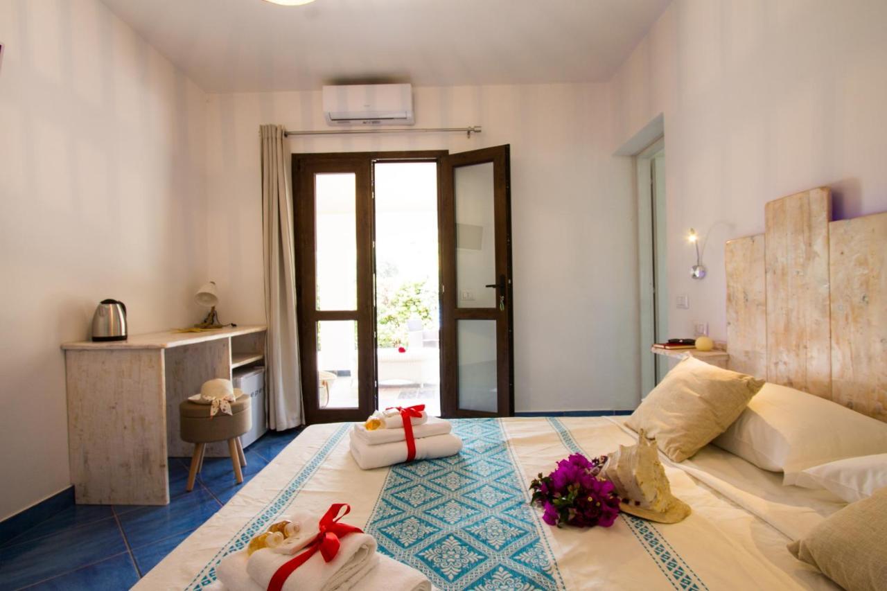 Suites Voce Del Mare Tertenia Bagian luar foto