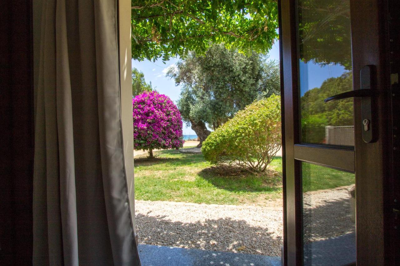 Suites Voce Del Mare Tertenia Bagian luar foto