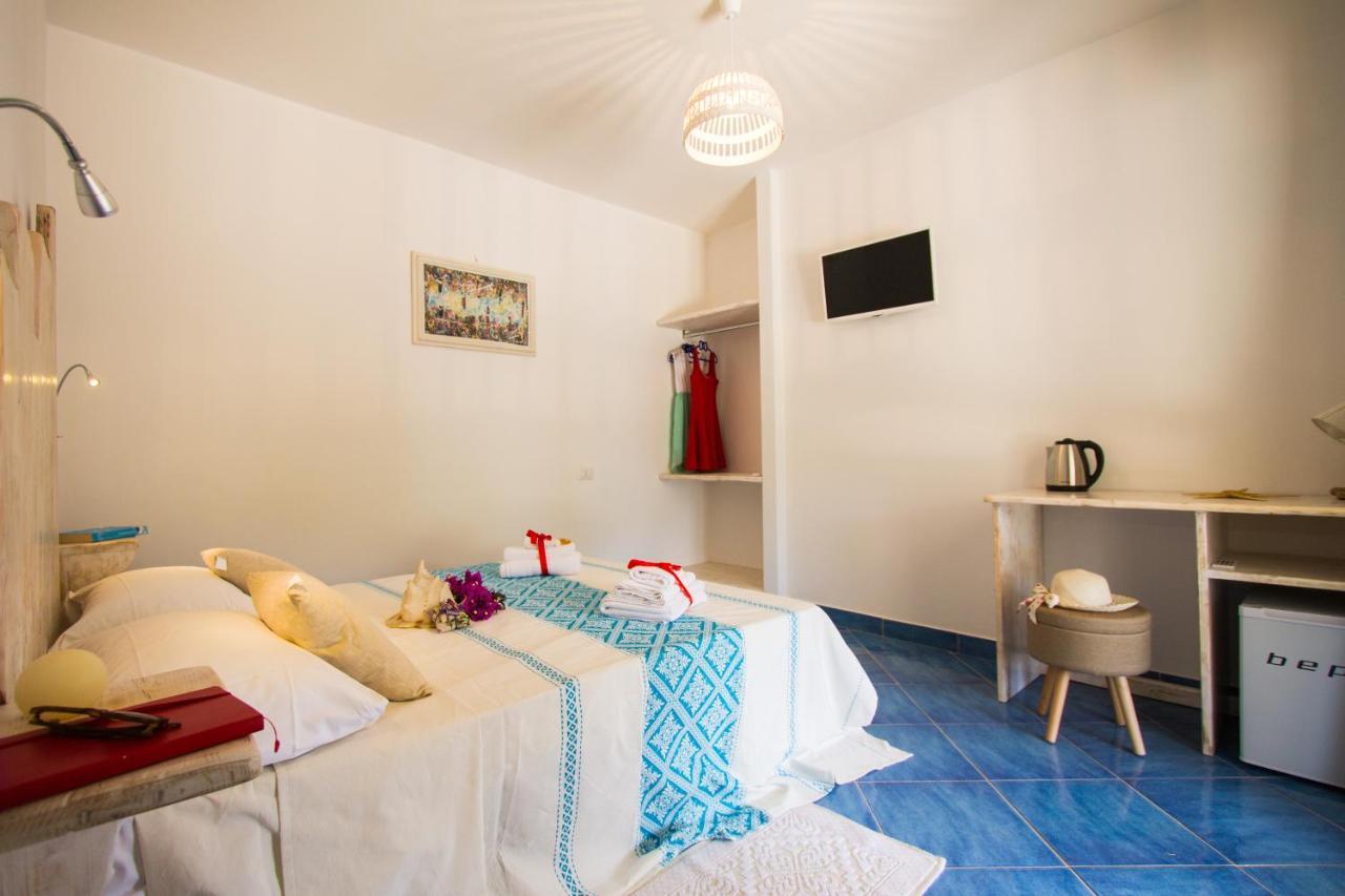 Suites Voce Del Mare Tertenia Bagian luar foto